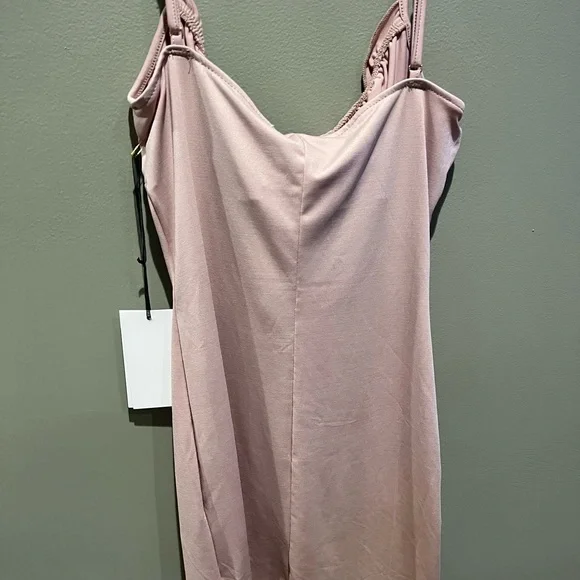 NWT IRIS Nude Pink Bodycon Dress Boutique Cocktail Mini Summer - Picture 4 of 15